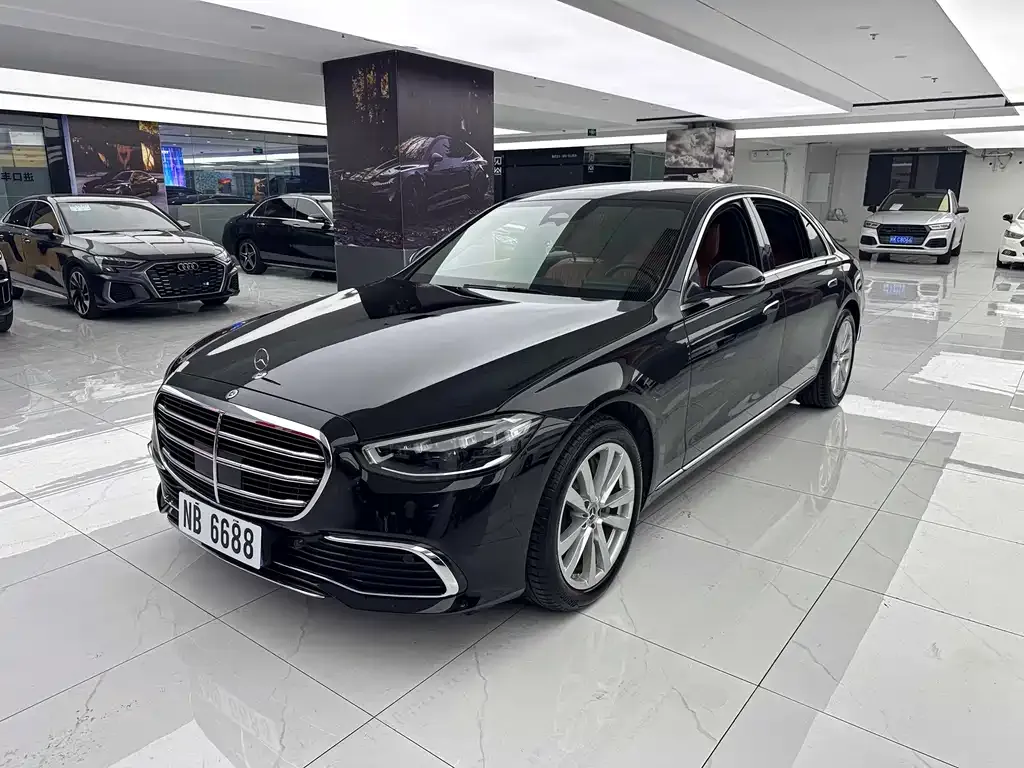 Mercedes-Benz S-Class — фото 1
