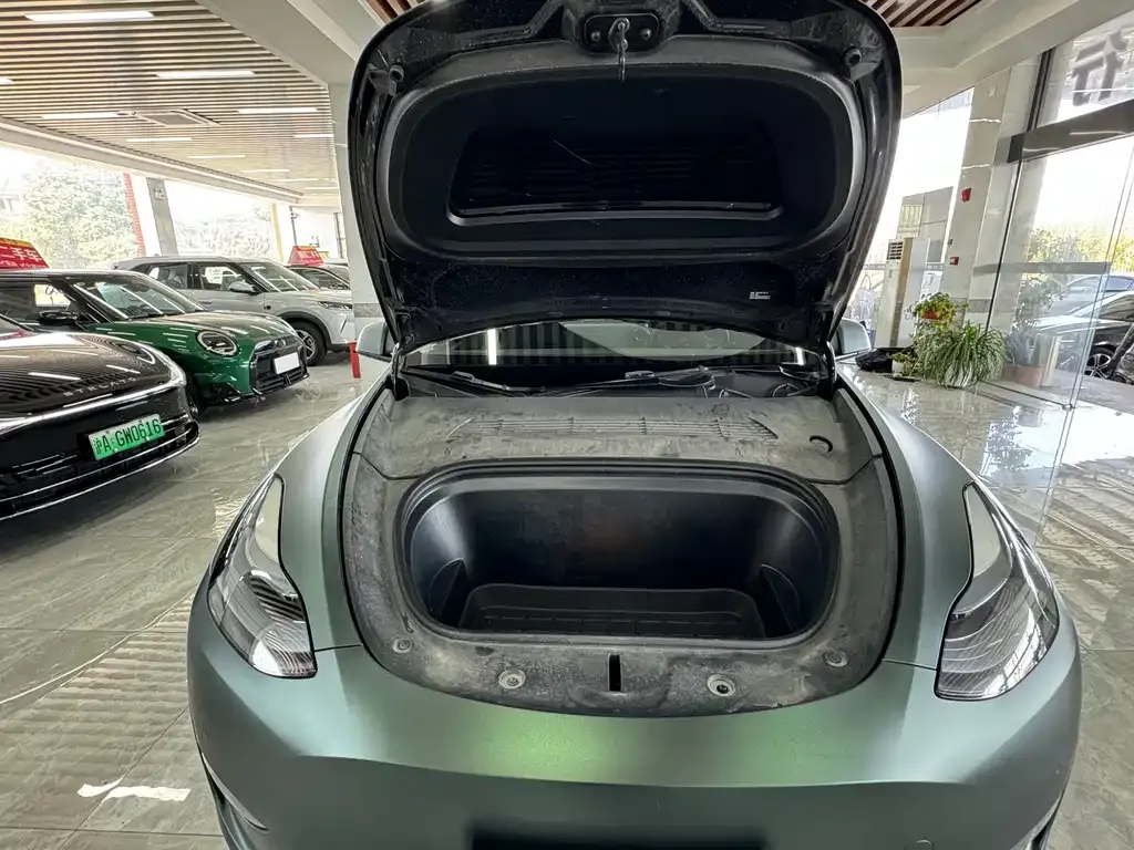Tesla Model Y 2023 из CN, фото 7
