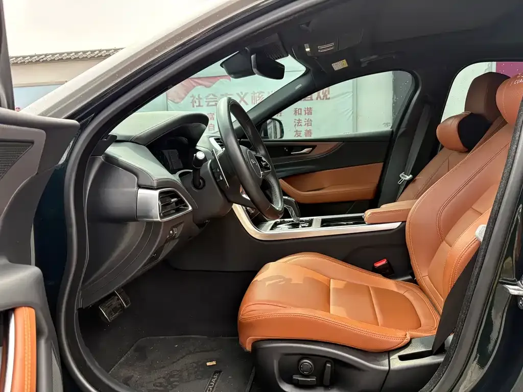 Jaguar XEL 2023 из CN, фото 10