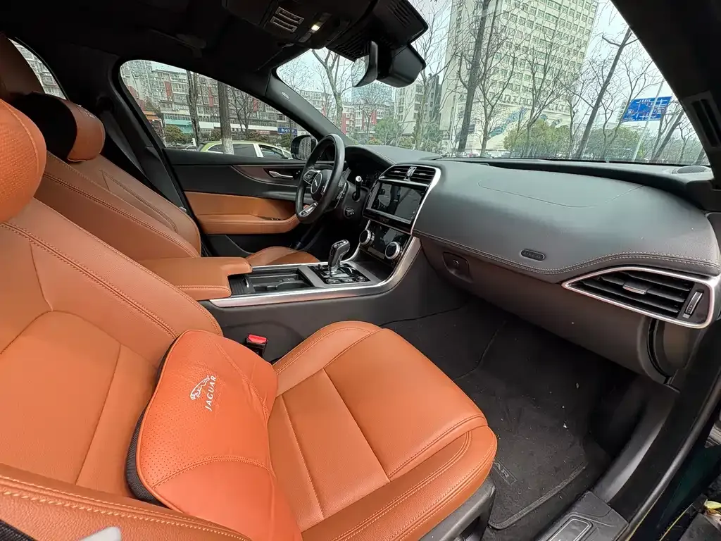 Jaguar XEL 2023 из CN, фото 8