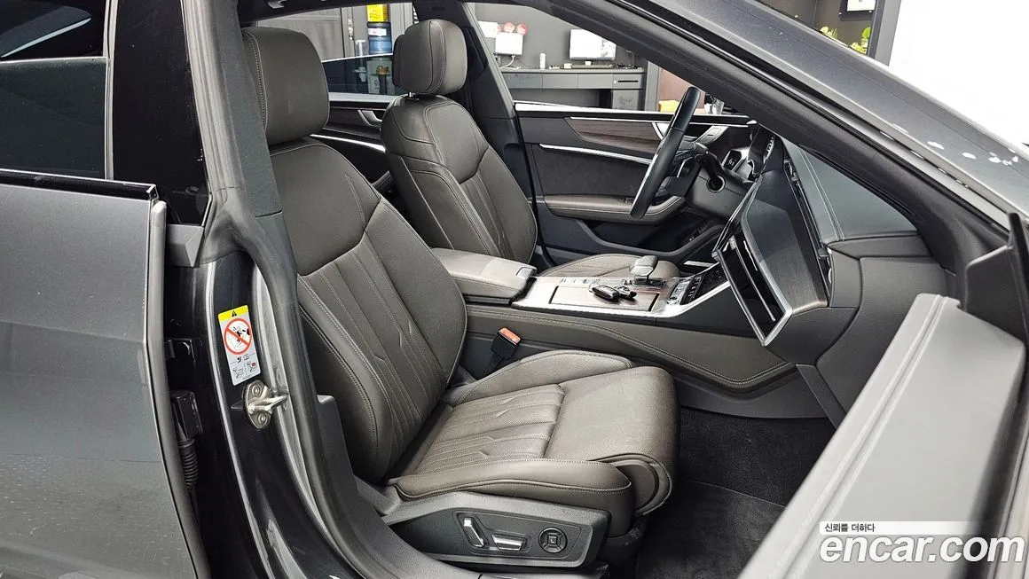 Audi A7 — фото 8