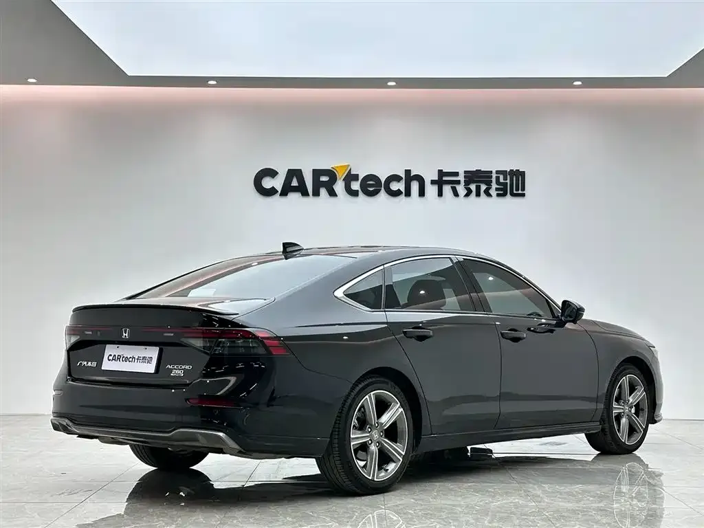 Honda Accord 2024 из CN, фото 3