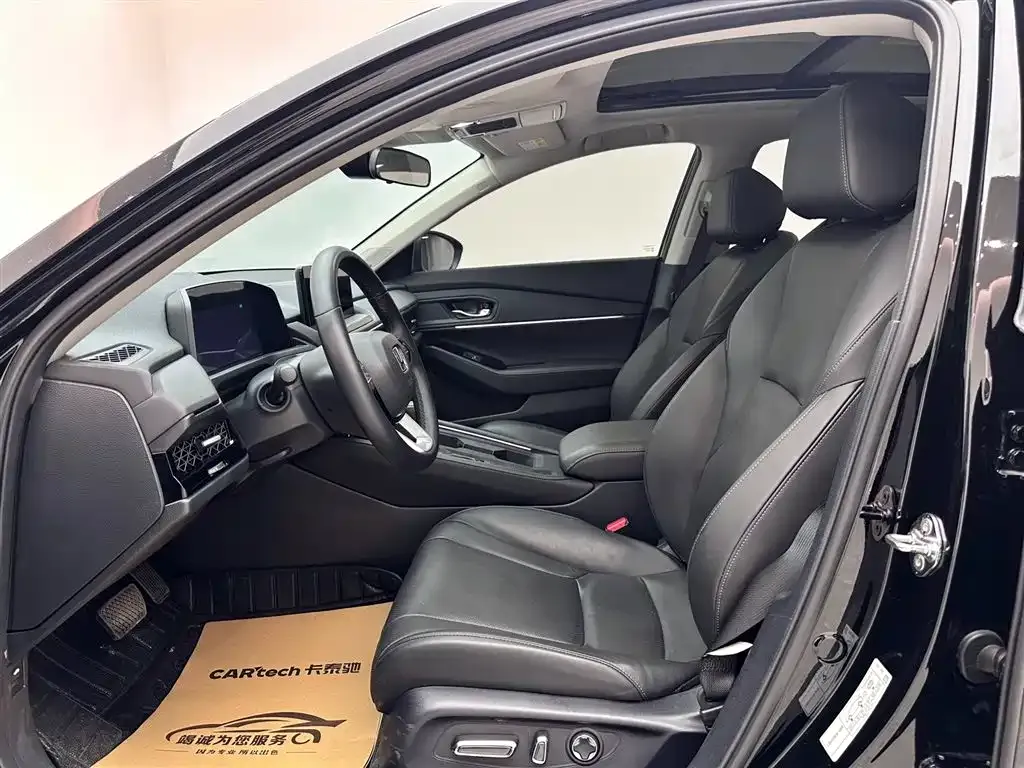 Honda Accord 2024 из CN, фото 10
