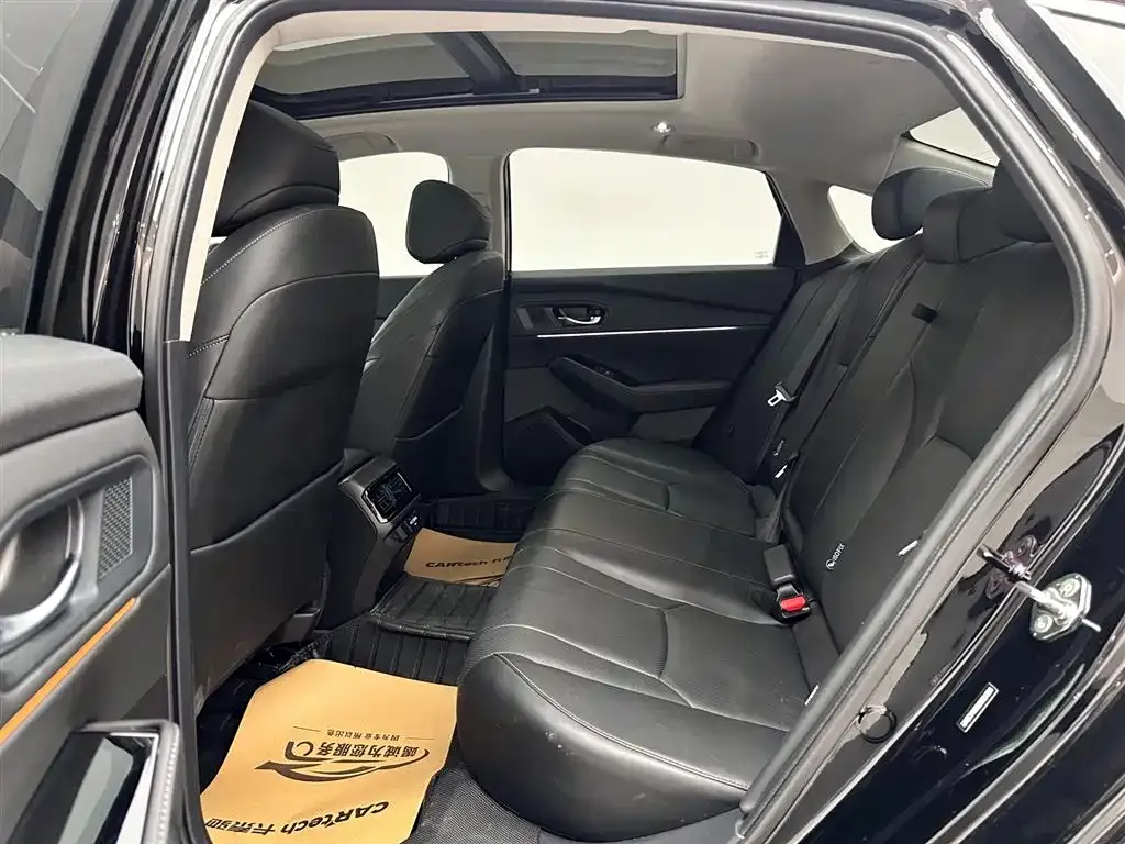 Honda Accord 2024 из CN, фото 8