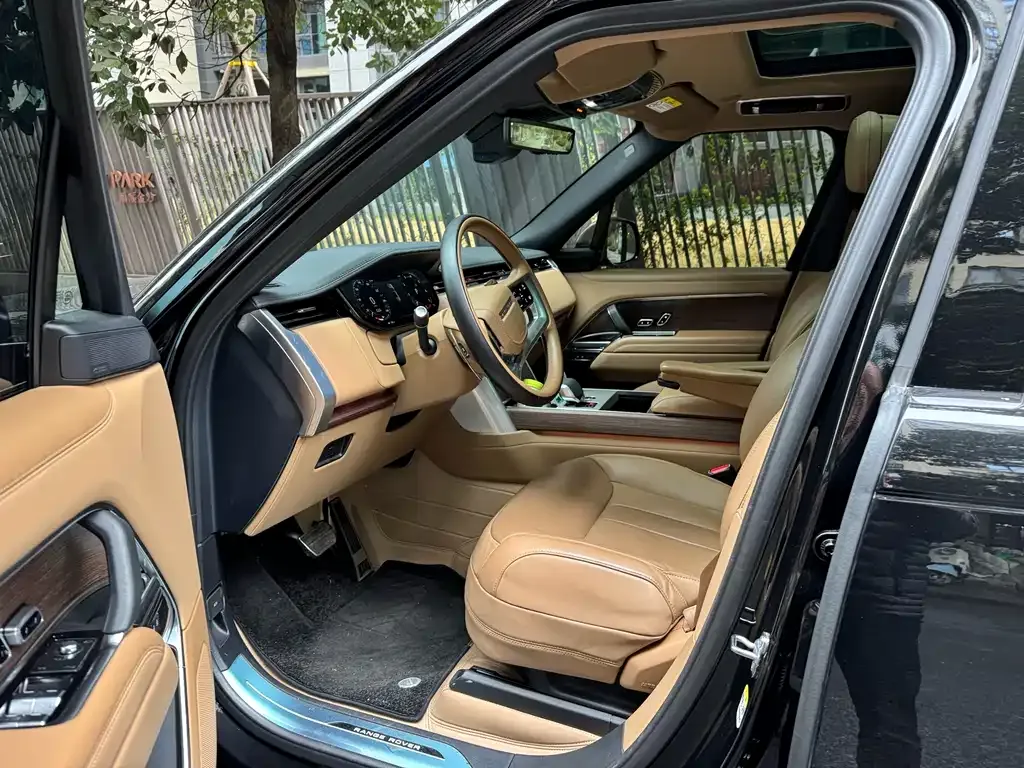 Land Rover Range Rover 2024 из CN, фото 7