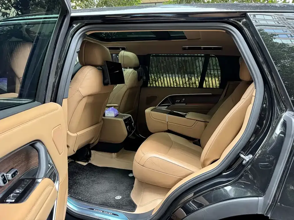 Land Rover Range Rover 2024 из CN, фото 4