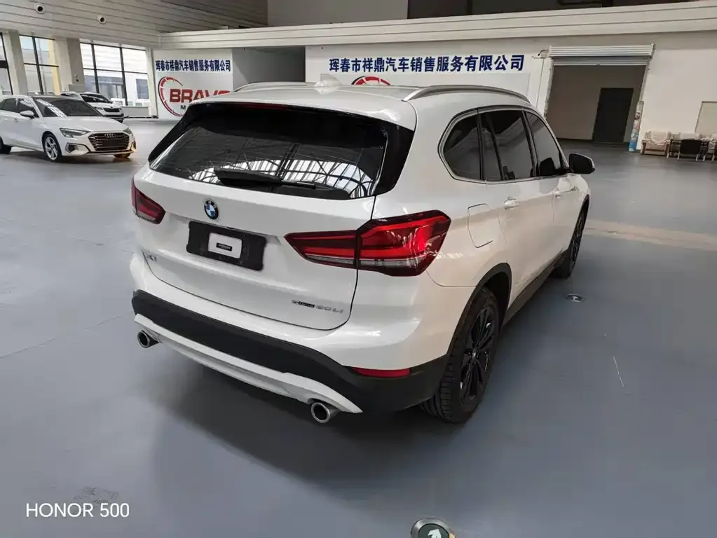 BMW X1 2021 из CN, фото 10