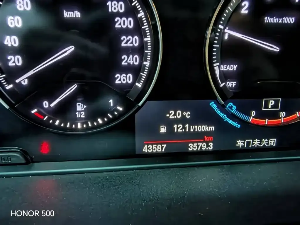 BMW X1 2021 из CN, фото 3