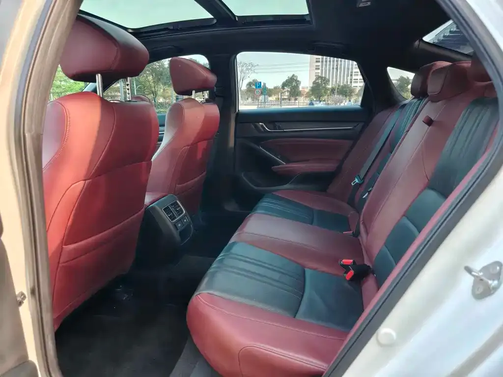 Honda Inspire 2022 из CN, фото 2
