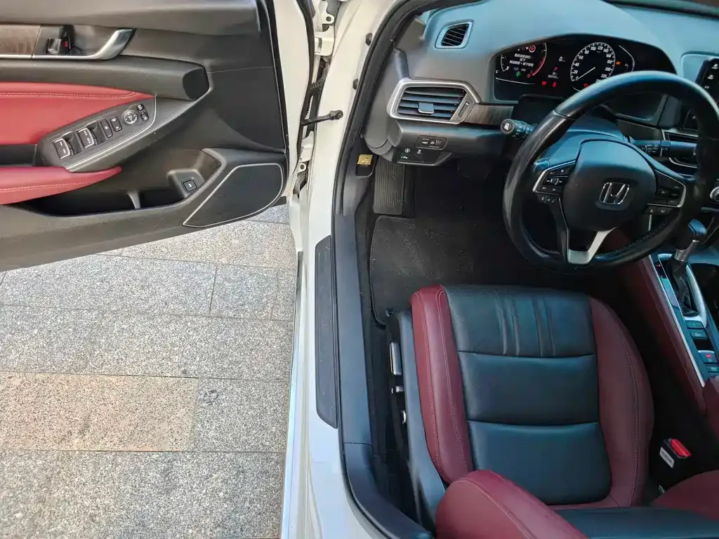 Honda Inspire 2022 из CN, фото 3