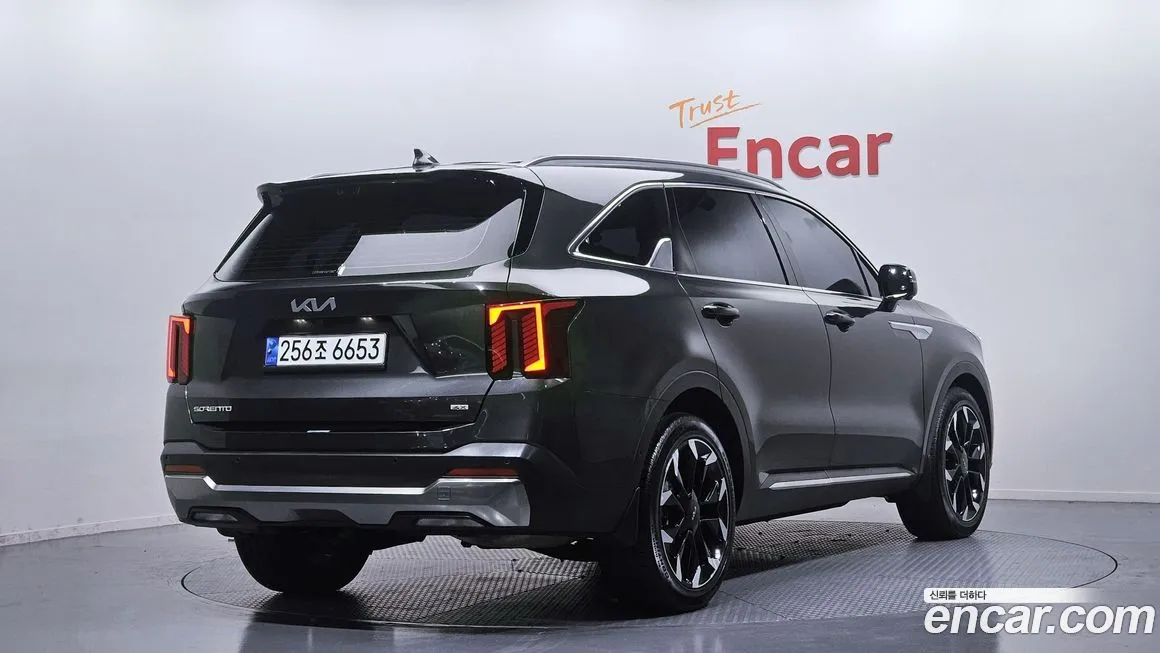 Kia Sorento — фото 2