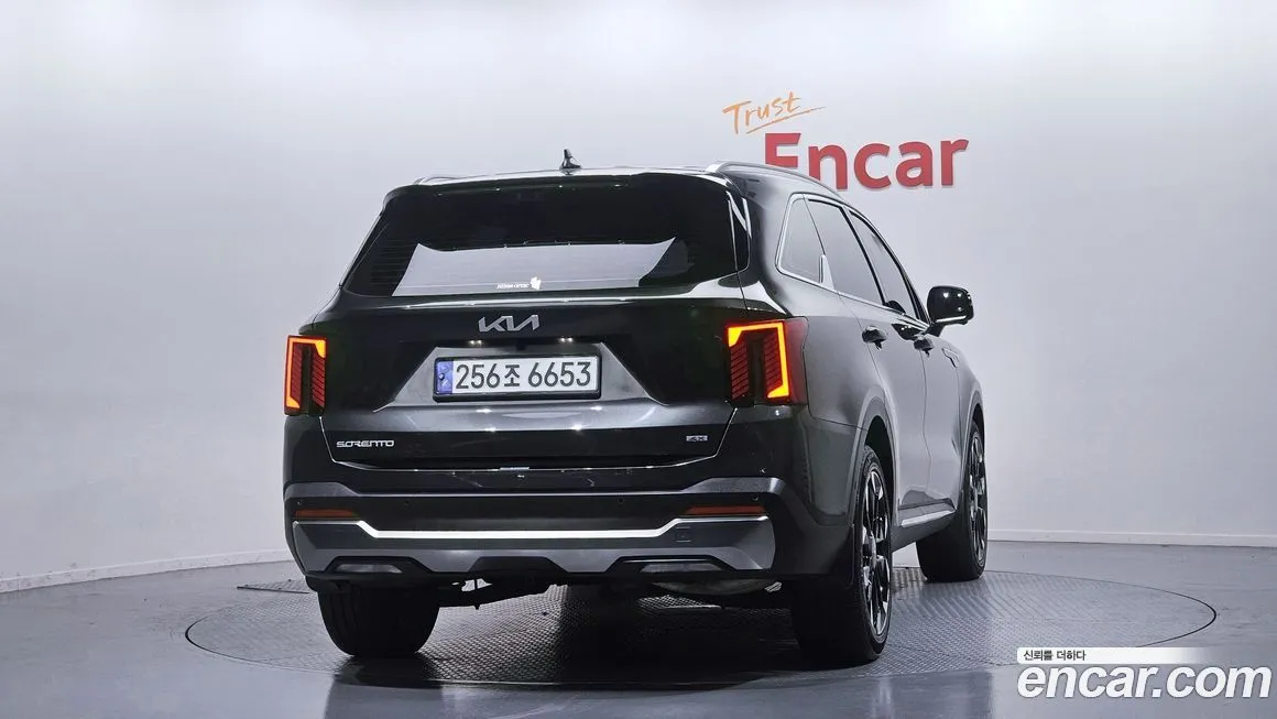 Kia Sorento — фото 4