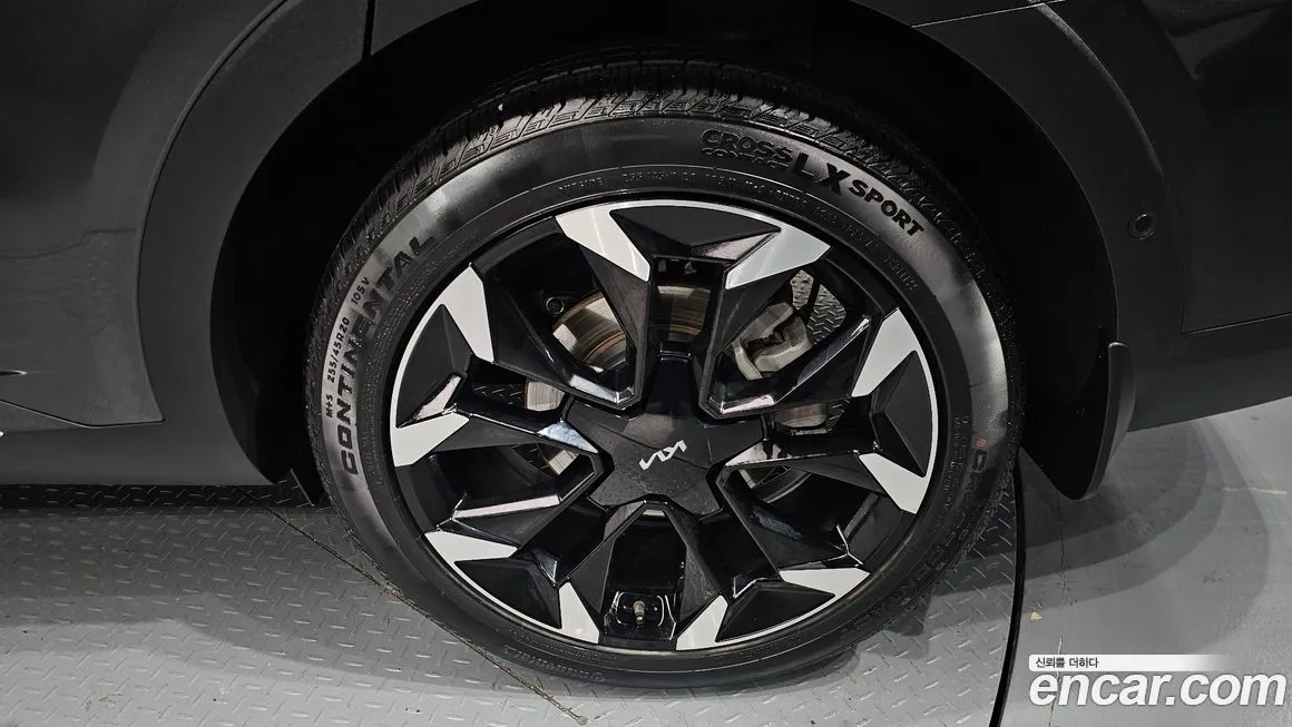 Kia Sorento — фото 7