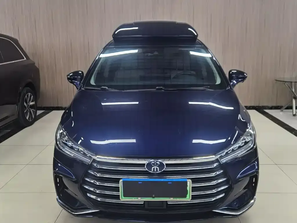 BYD MAX New Energy — фото 2