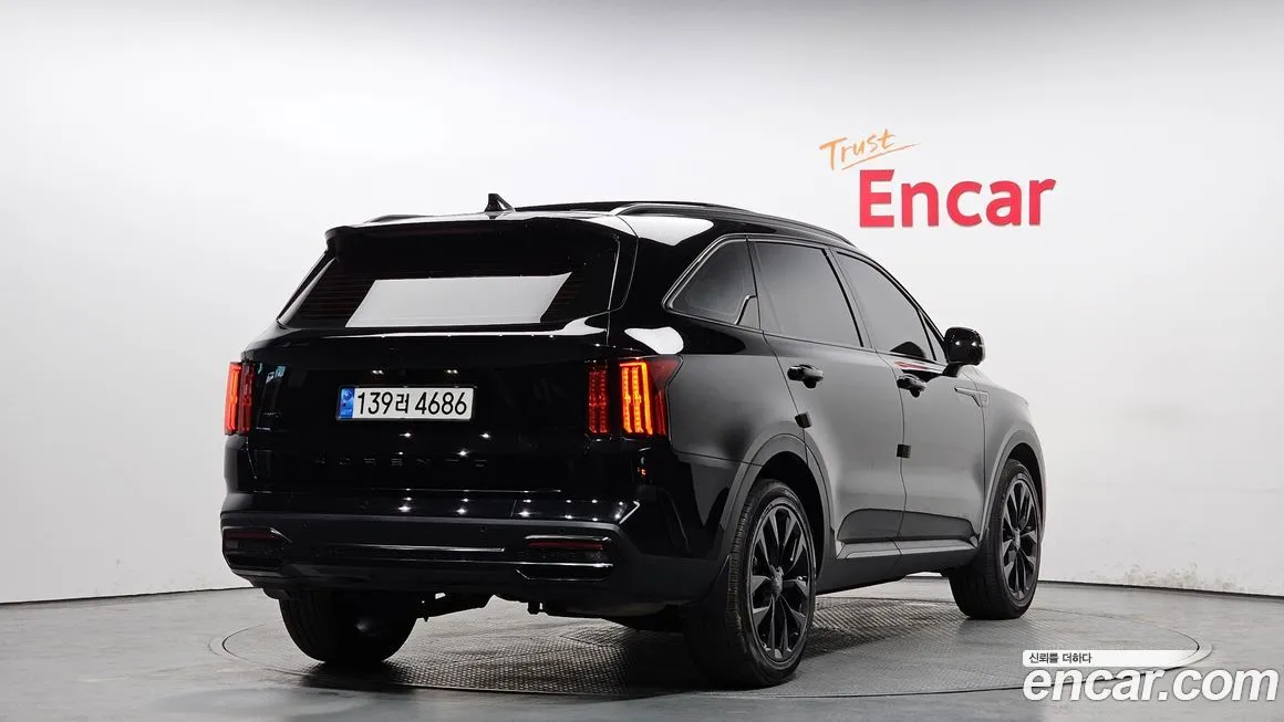 Kia Sorento — фото 5
