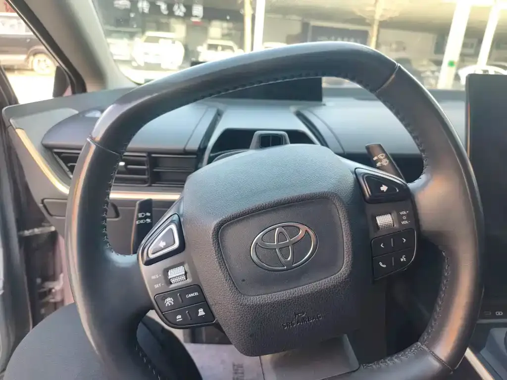 Toyota bZ3 2023 из CN, фото 7