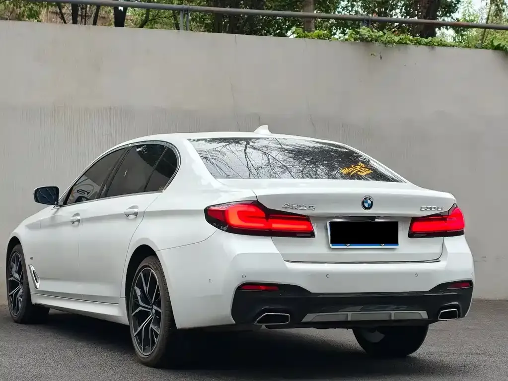 BMW 5 Series — фото 3