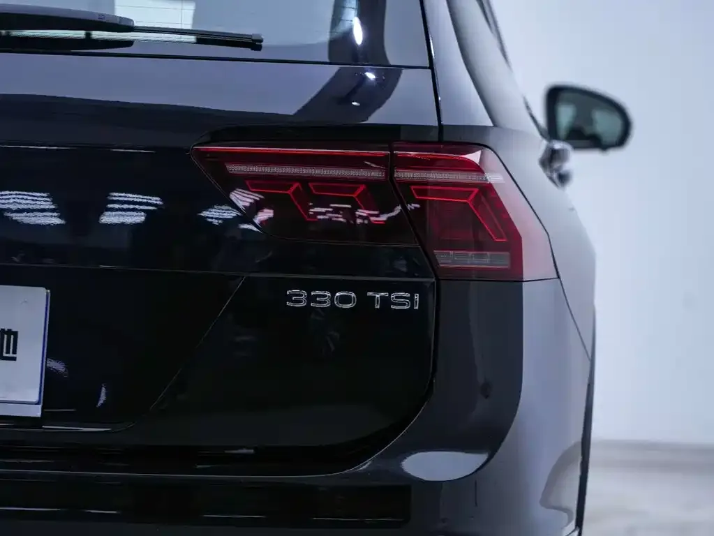 Volkswagen Tiguan L 2022 из CN, фото 8