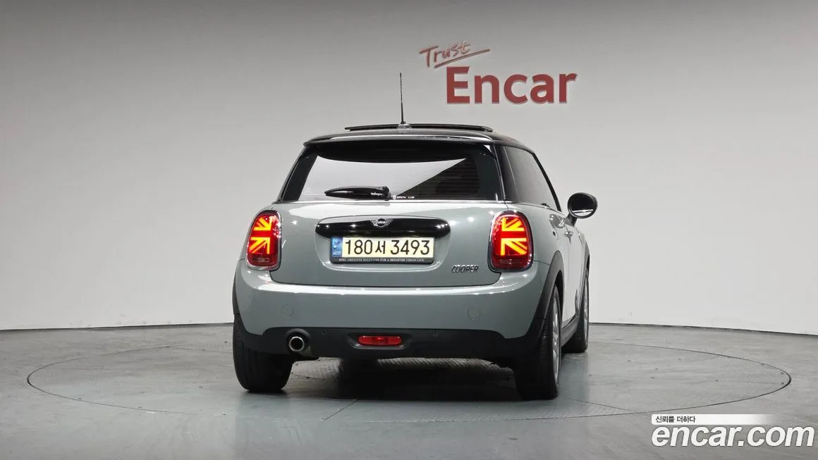 Mini Cooper 2021 из KR, фото 6