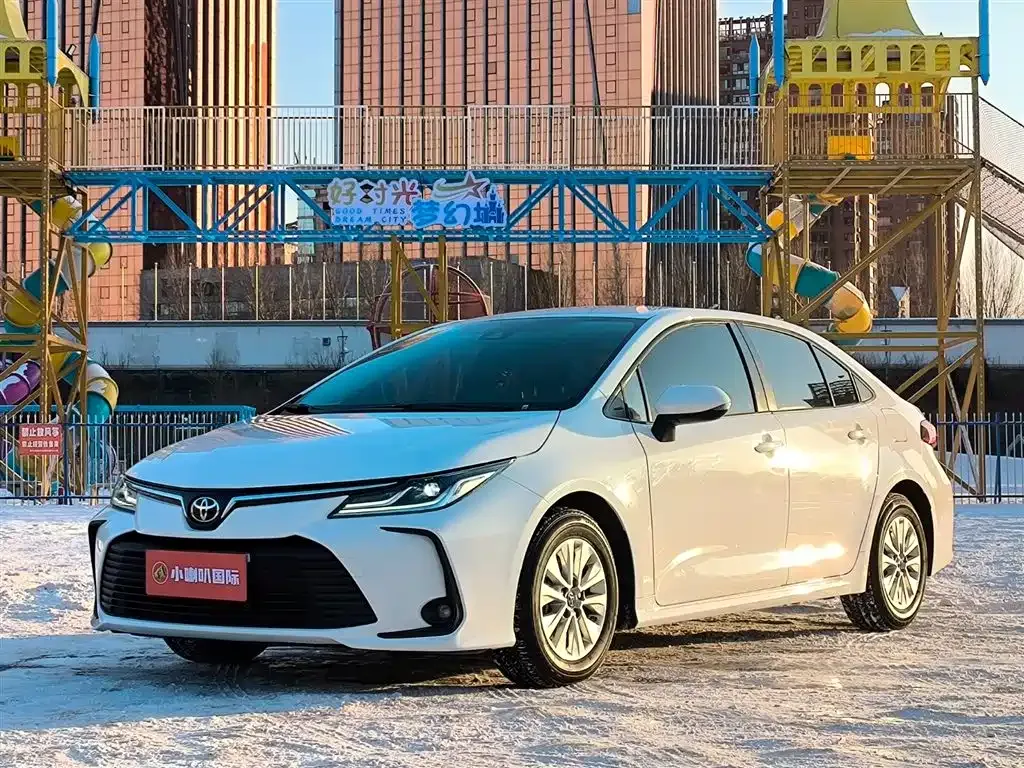 Toyota Corolla 2023 из CN, фото 10