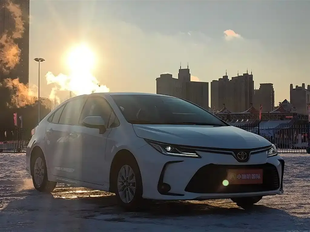 Toyota Corolla 2023 из CN, фото 8