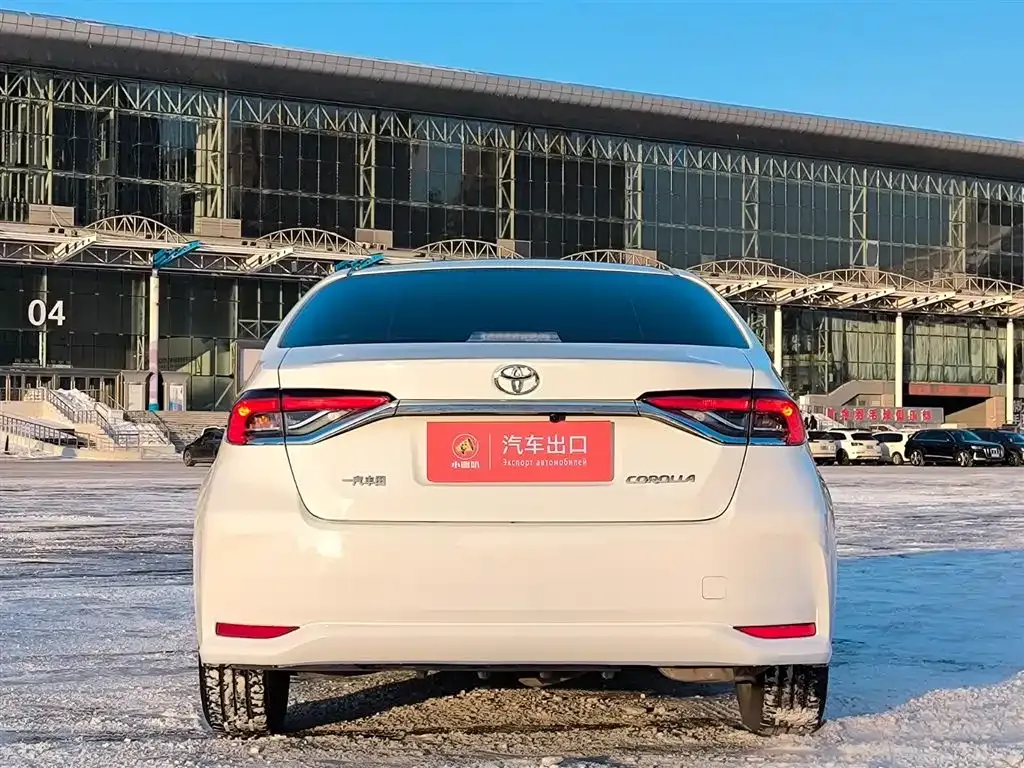Toyota Corolla 2023 из CN, фото 4