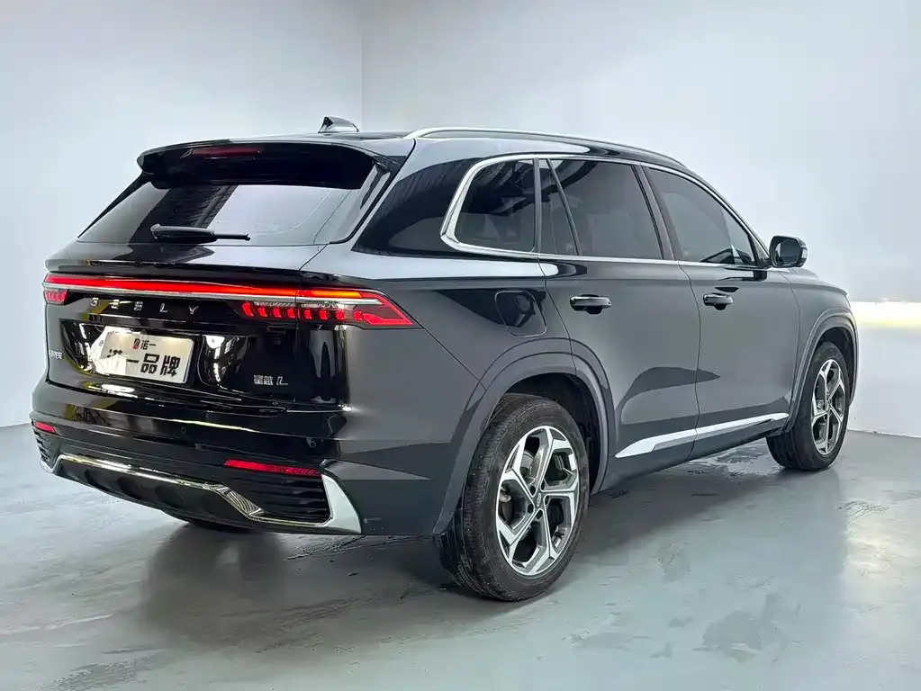 Geely Xingyue L — фото 9