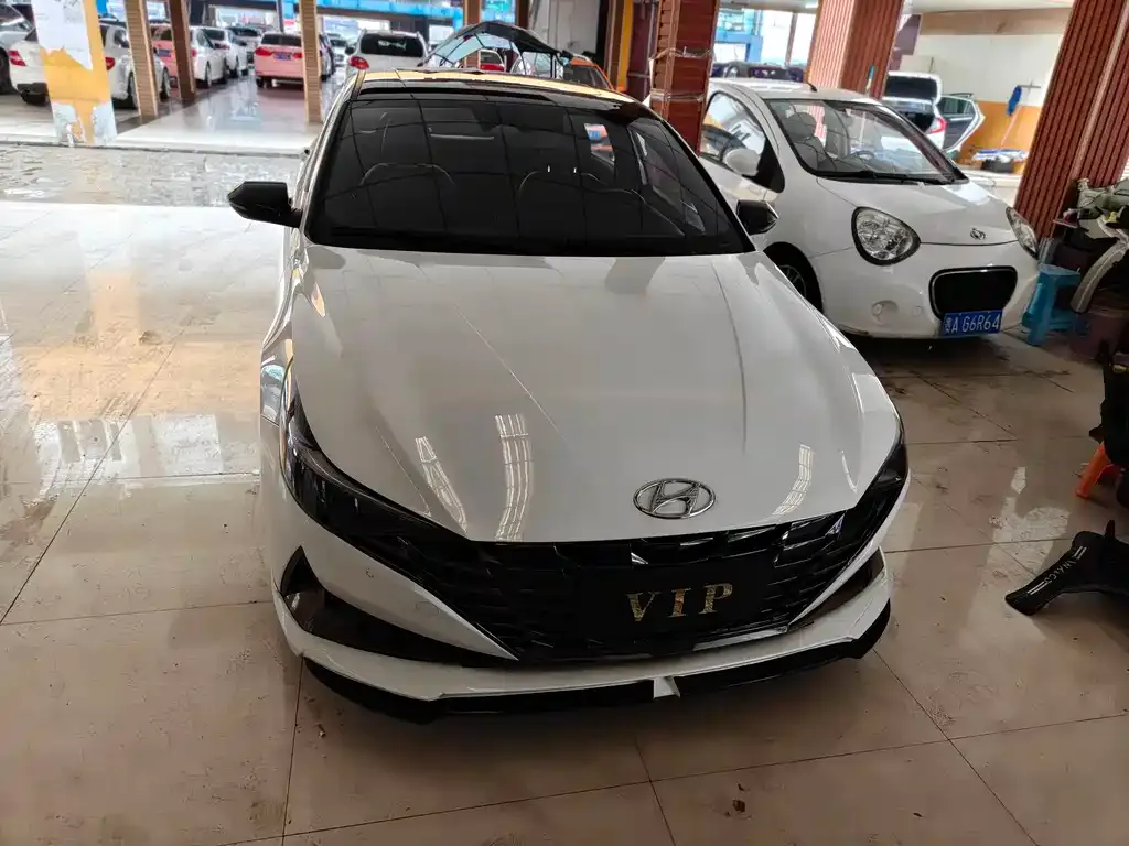 Hyundai Elantra 2022 из CN, фото 4