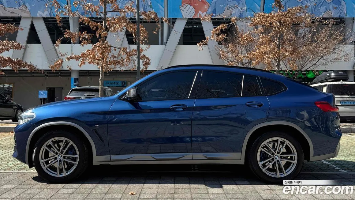 BMW X4 — фото 8