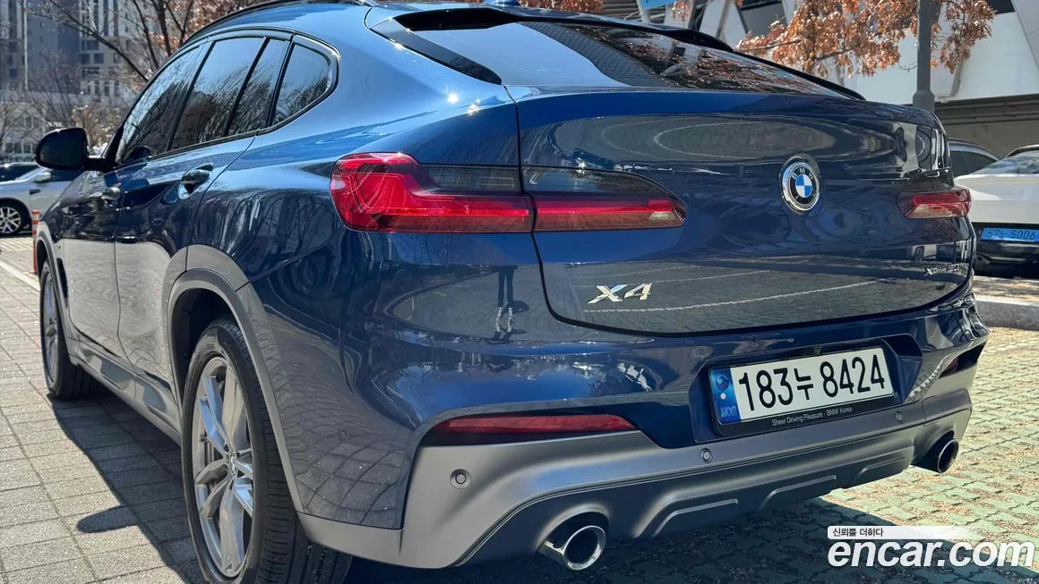 BMW X4 — фото 4