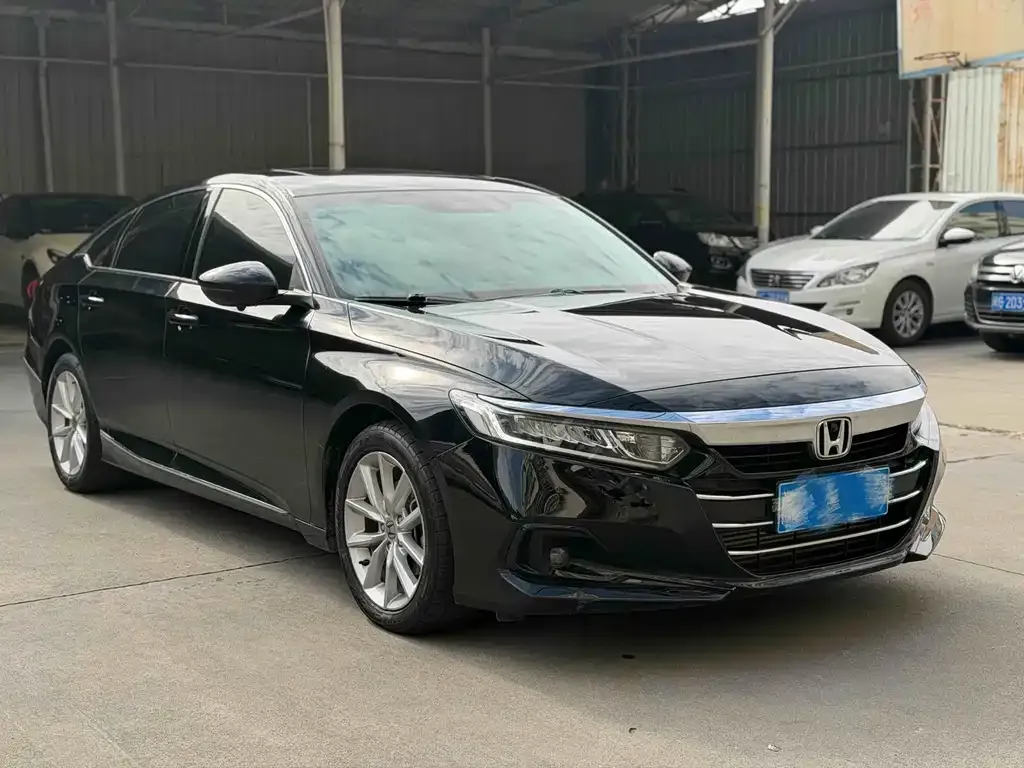 Honda Accord — фото 5