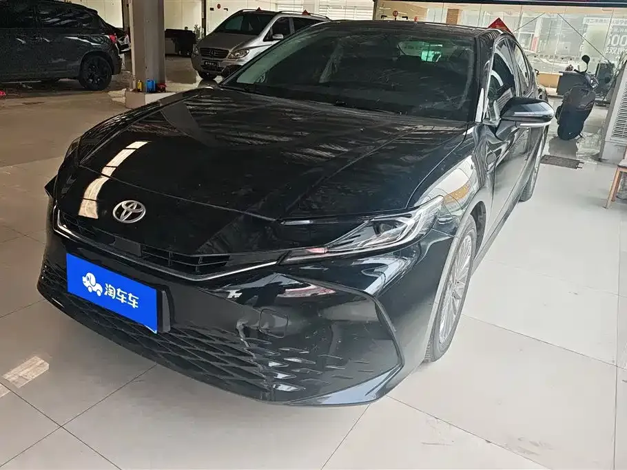 Toyota Camry 2024 из CN, фото 1