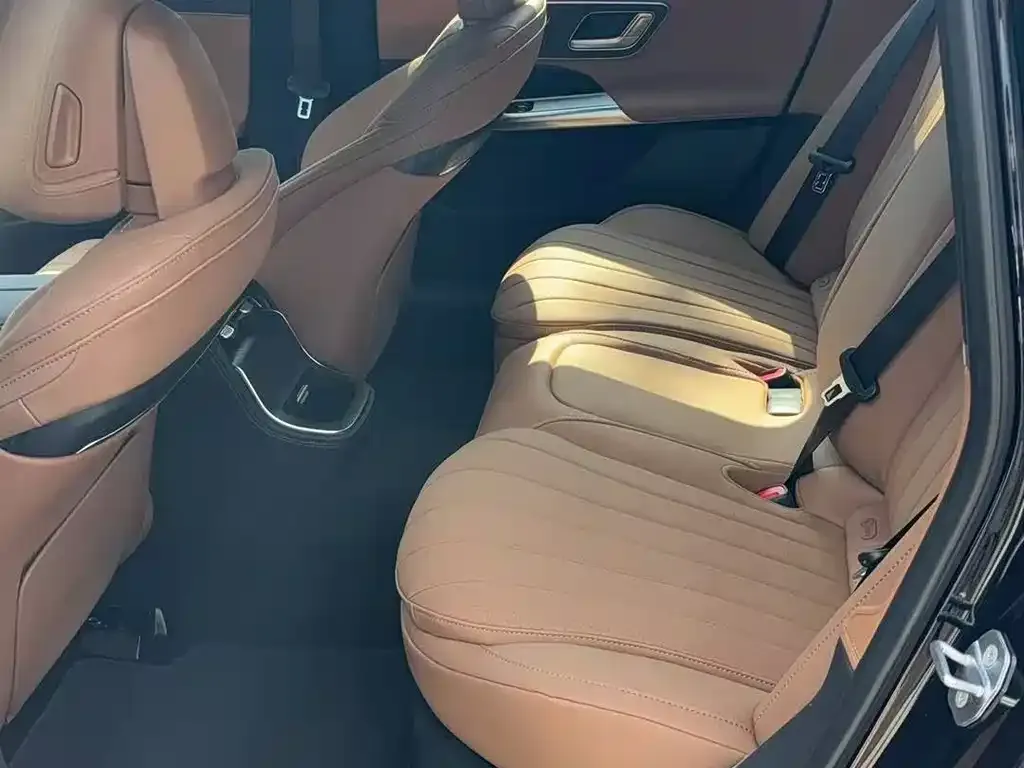 Mercedes-Benz E-Class 2026 из CN, фото 10
