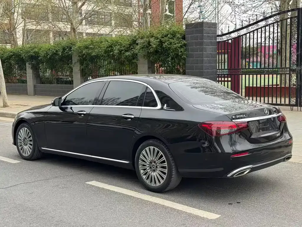 Mercedes-Benz E-Class 2021 из CN, фото 4