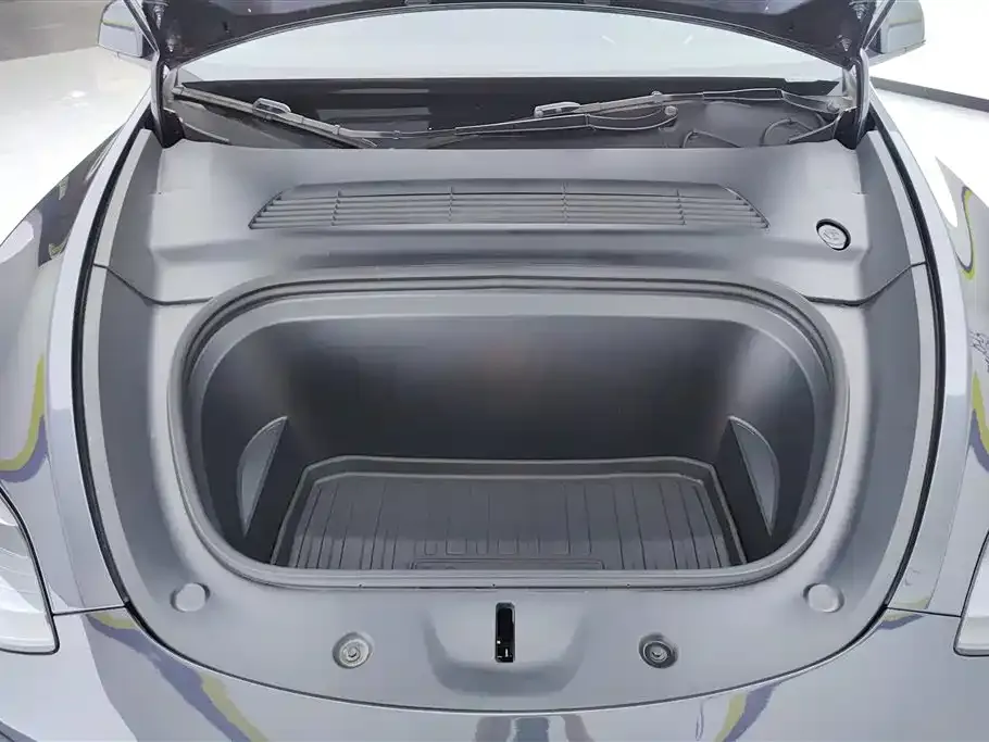 Tesla Model Y 2024 из CN, фото 9