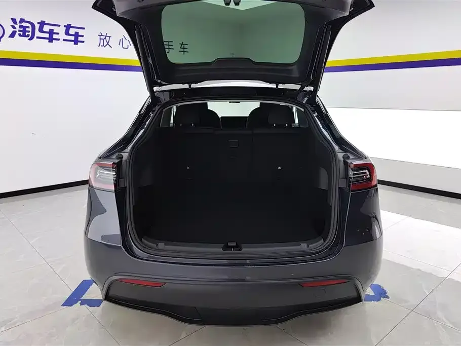 Tesla Model Y 2024 из CN, фото 10