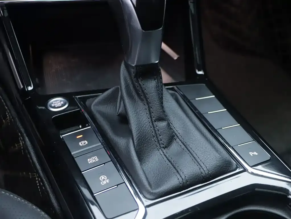 Volkswagen Passat — фото 4
