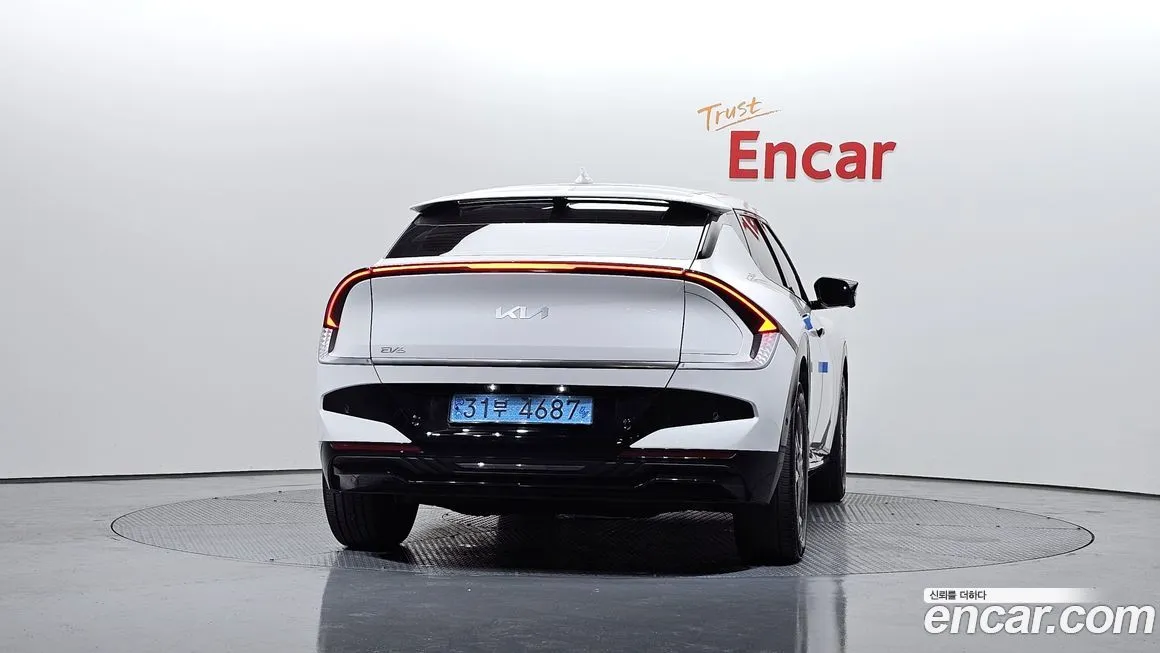 Kia EV6 — фото 3