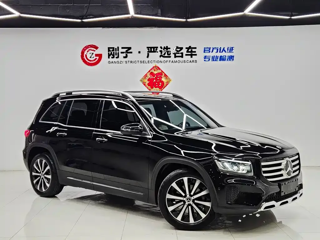 Mercedes-Benz GLB — фото 2