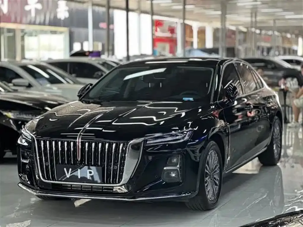 Hongqi H5 — фото 1