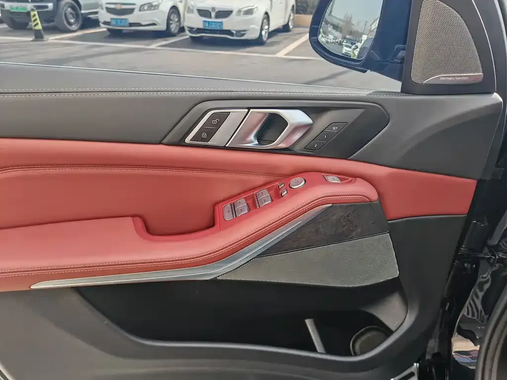 BMW X5 2024 из CN, фото 3