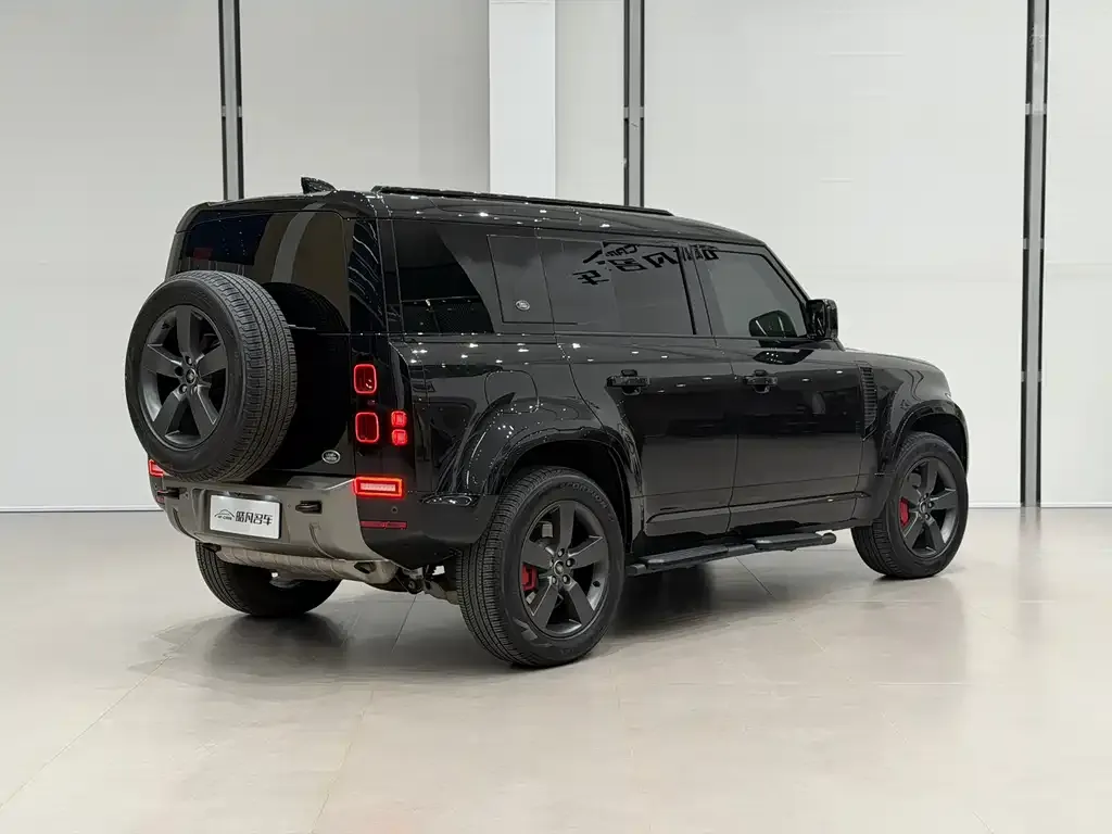 Land Rover Defender — фото 4