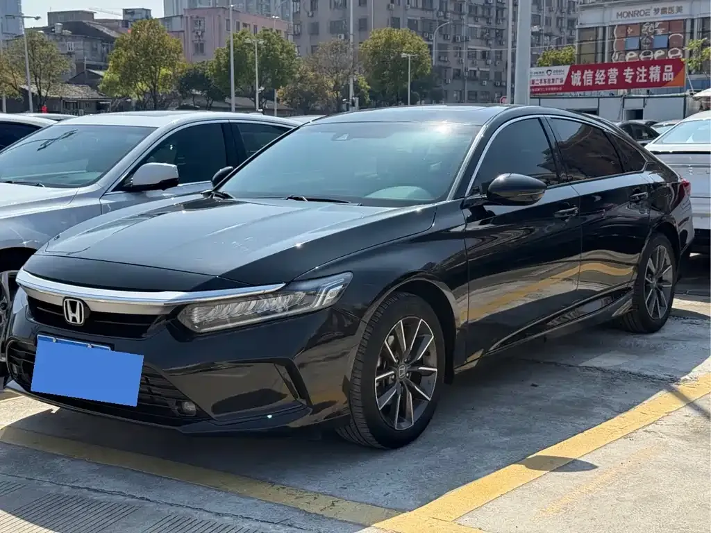 Honda Inspire — фото 1