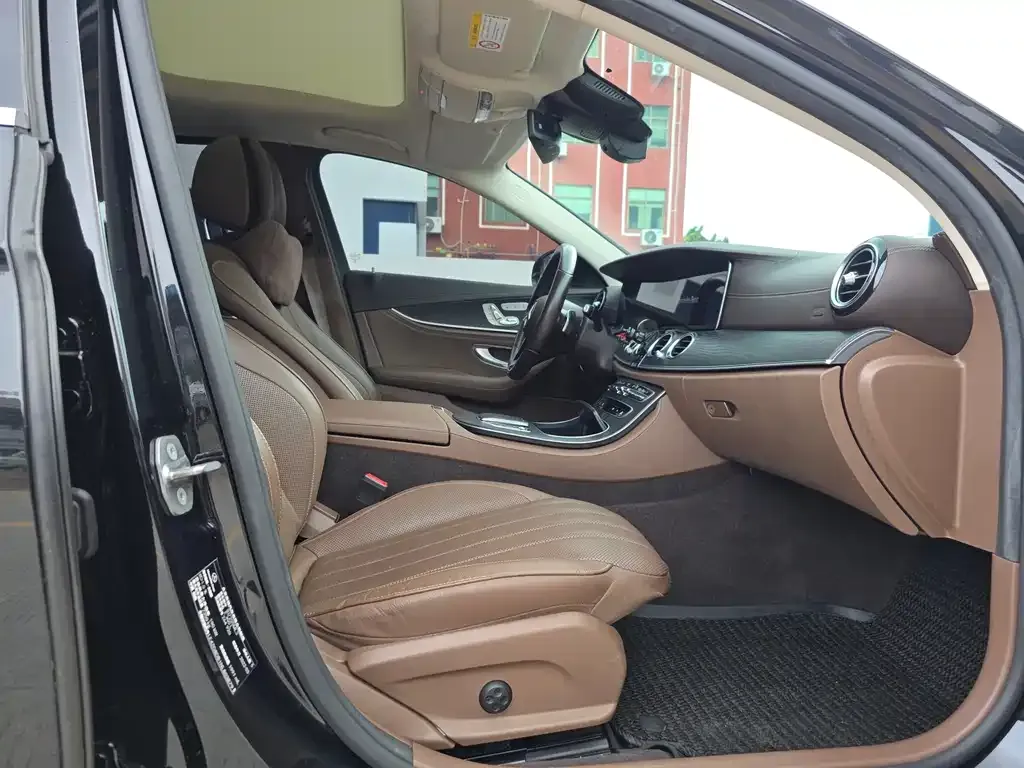 Mercedes-Benz E-Class 2022 из CN, фото 9