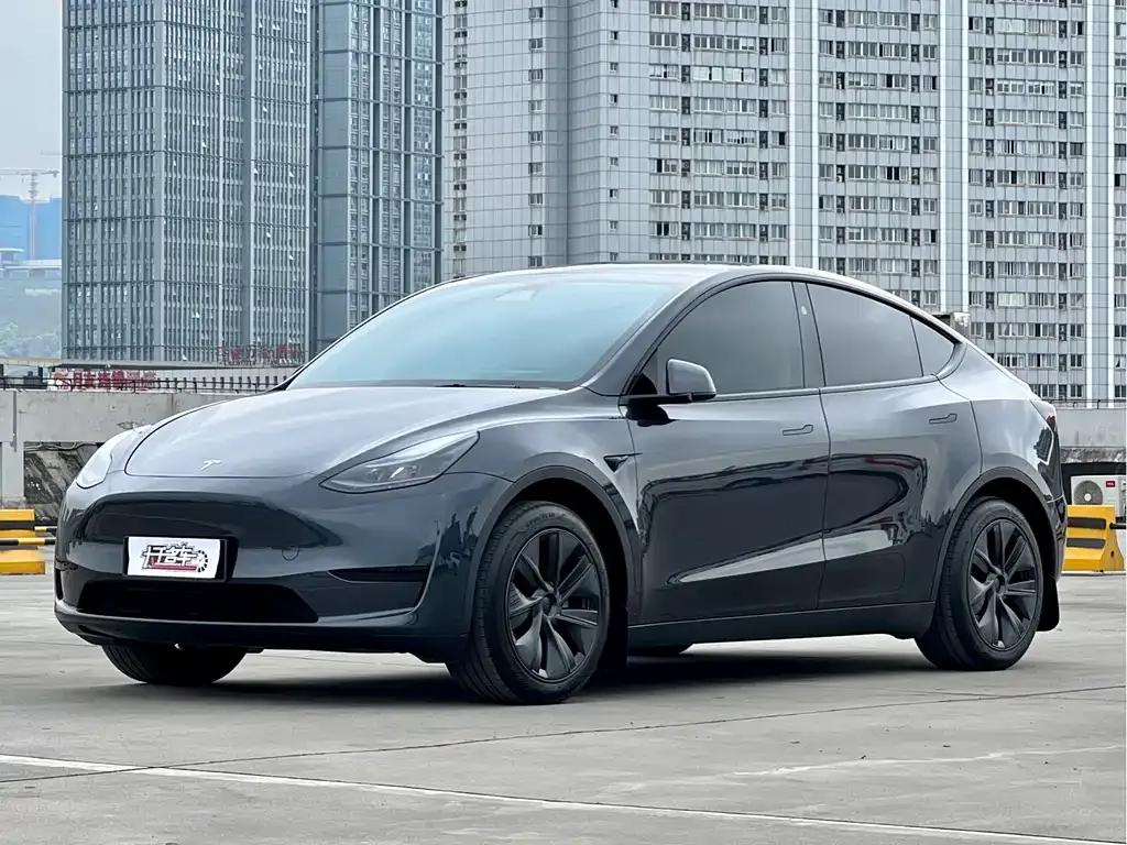 Tesla Model Y 2024 из CN, фото 1