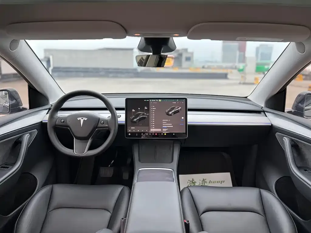 Tesla Model Y 2024 из CN, фото 7