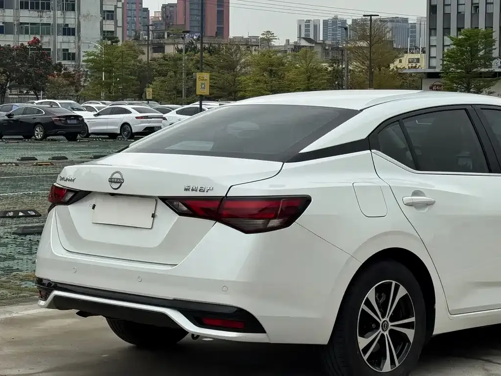 Nissan Sylphy 2024 из CN, фото 2