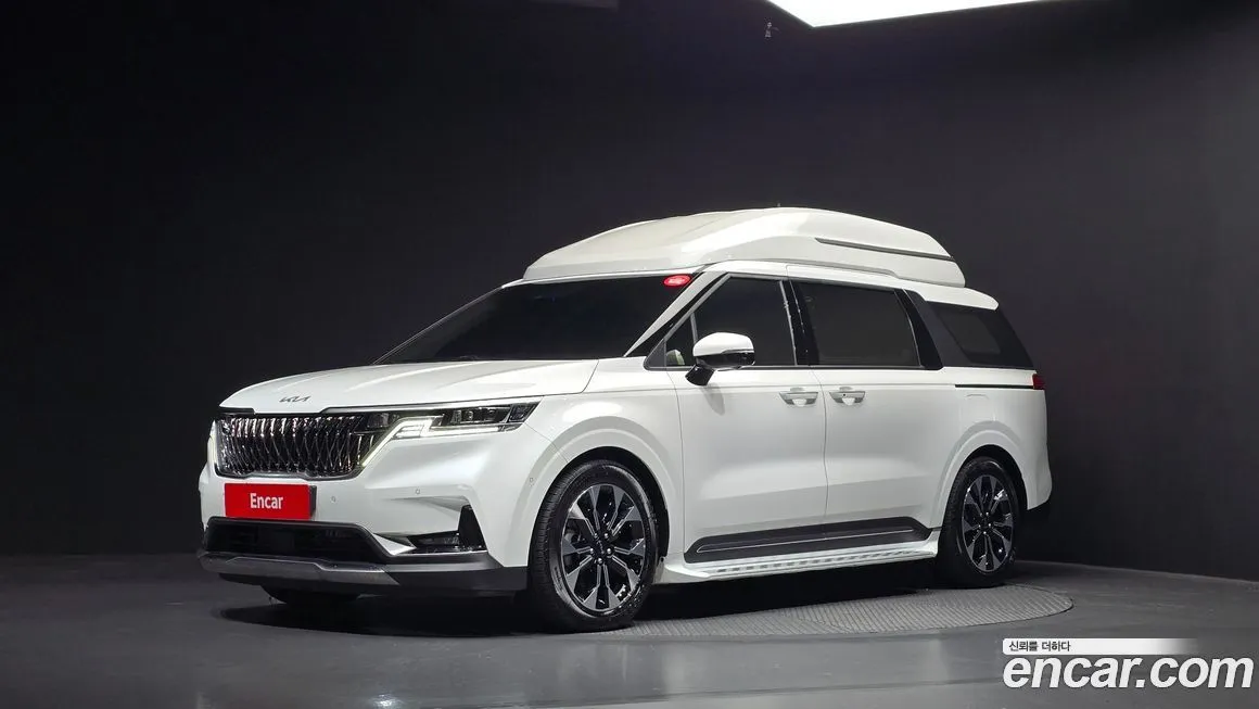 Kia Carnival — фото 1