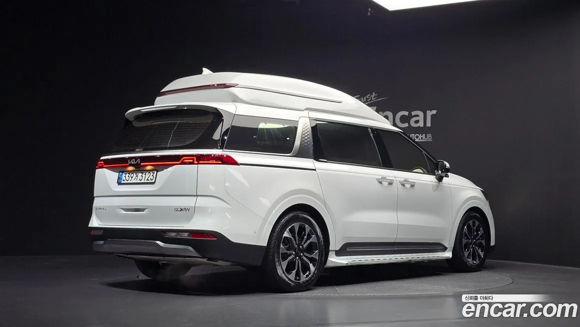 Kia Carnival — фото 2