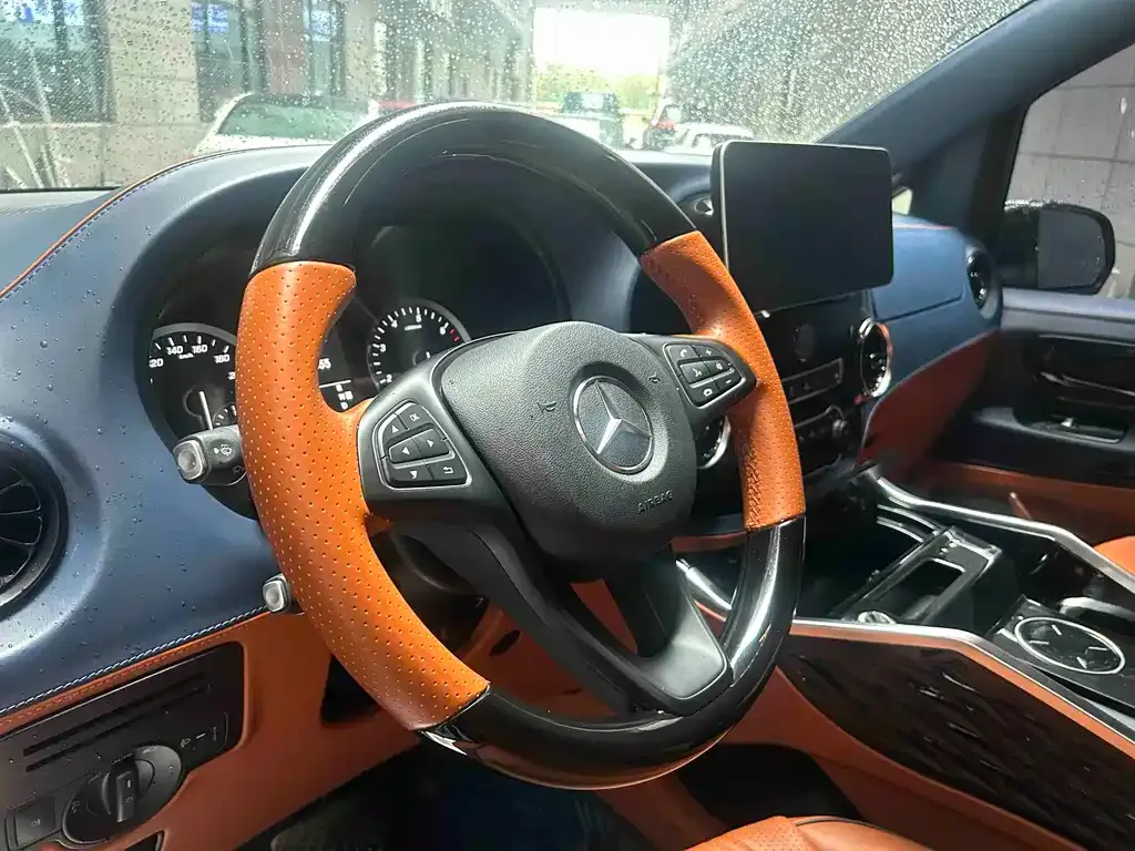 Mercedes-Benz Vito 2023 из CN, фото 7